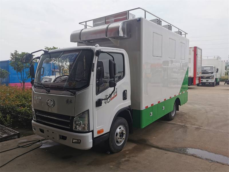 國(guó)六藍(lán)牌解放虎V可移動(dòng)餐車(chē)